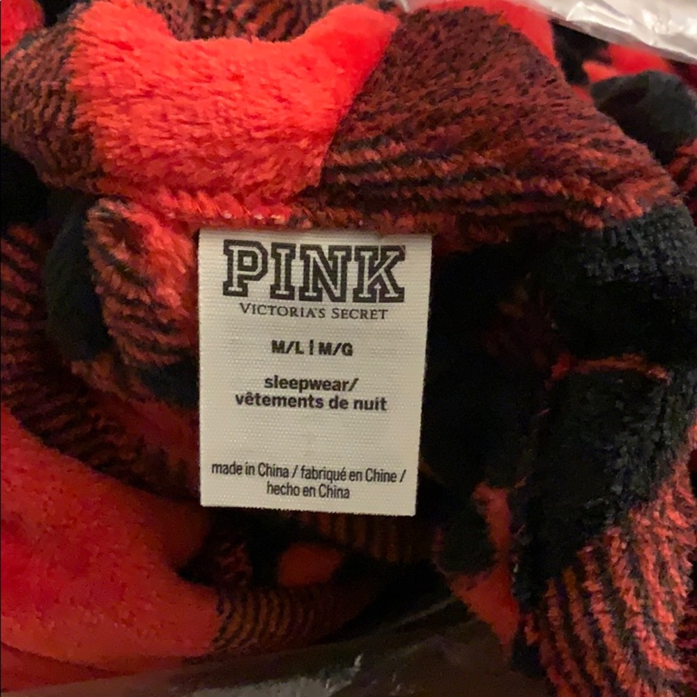 NEW Victorias Secret Fleece Robe